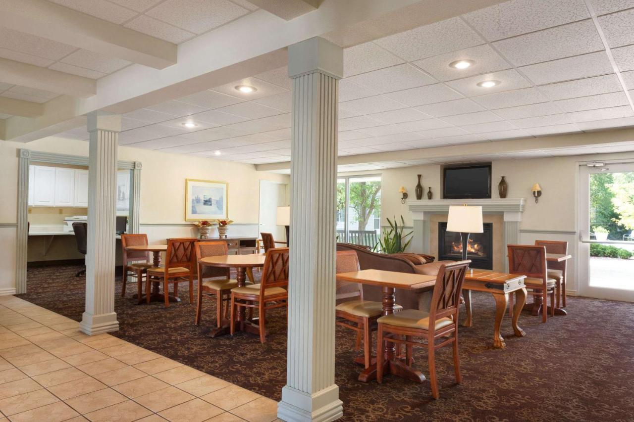 Baymont By Wyndham Wichita East Hotel Luaran gambar